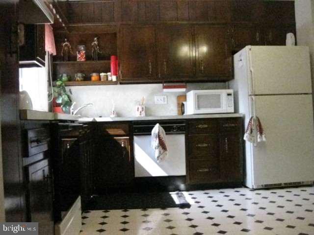2226 Dover Road Harrisburg, PA 17110 - Photo 4 of 12 Gallery Image 4