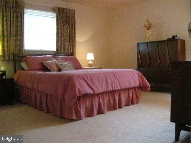 2226 Dover Road Harrisburg, PA 17110 - Photo 6 of 12 Gallery Image 6