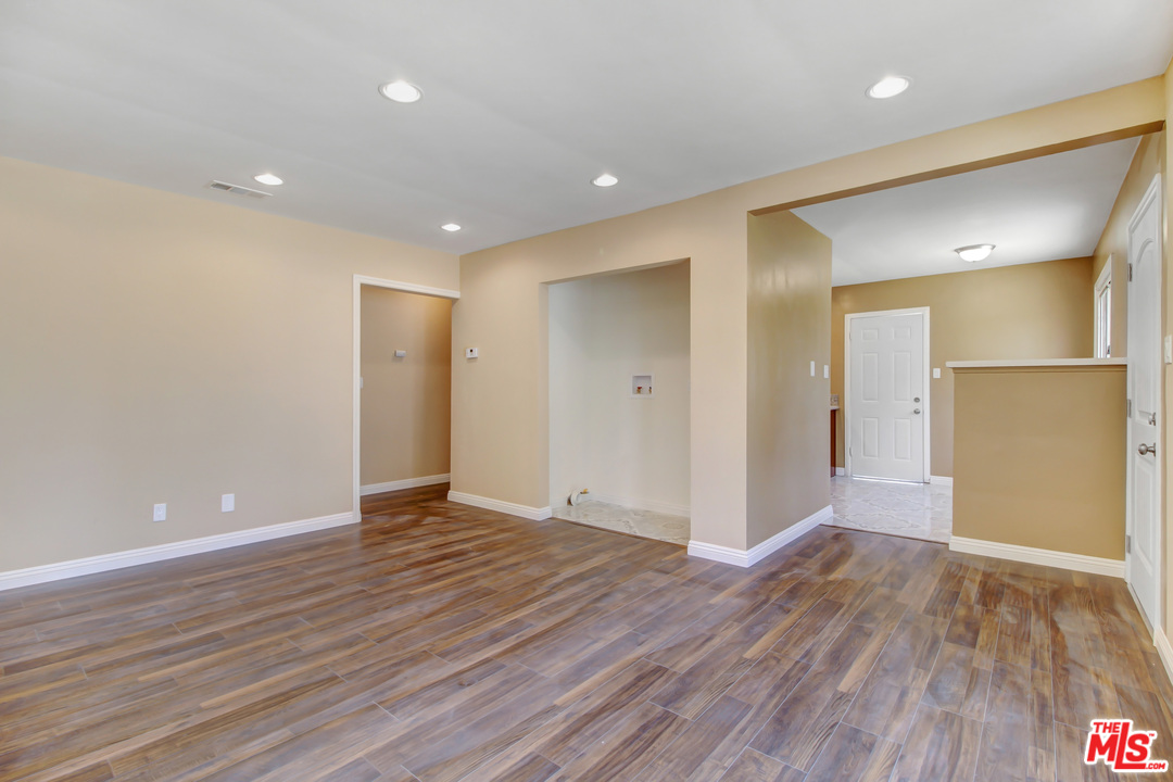 4115 Kansas Avenue Riverside, CA 92507 - Photo 5 of 12