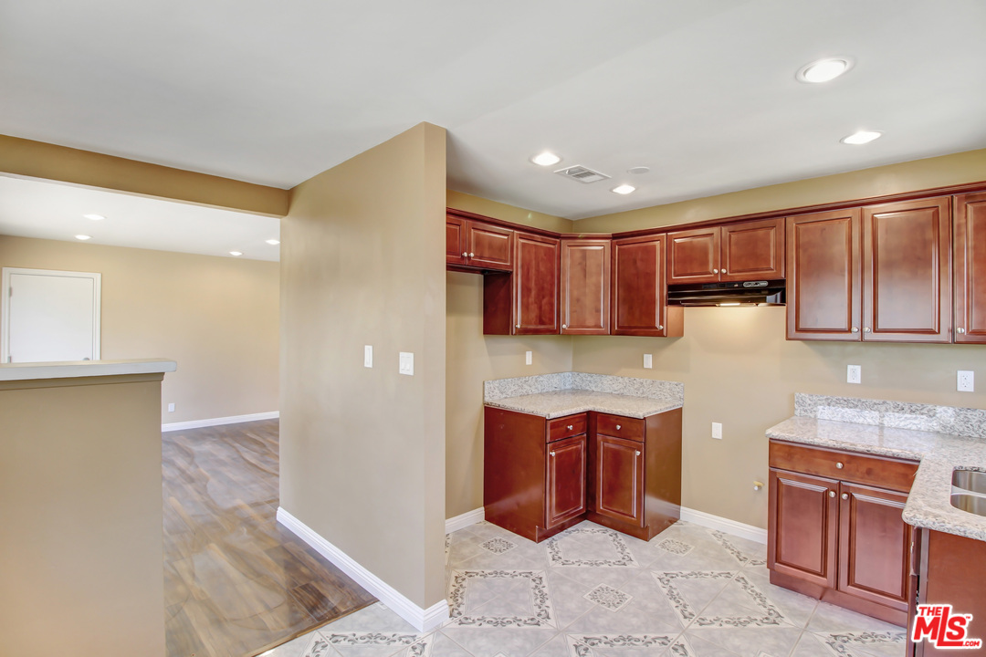 4115 Kansas Avenue Riverside, CA 92507 - Photo 7 of 12