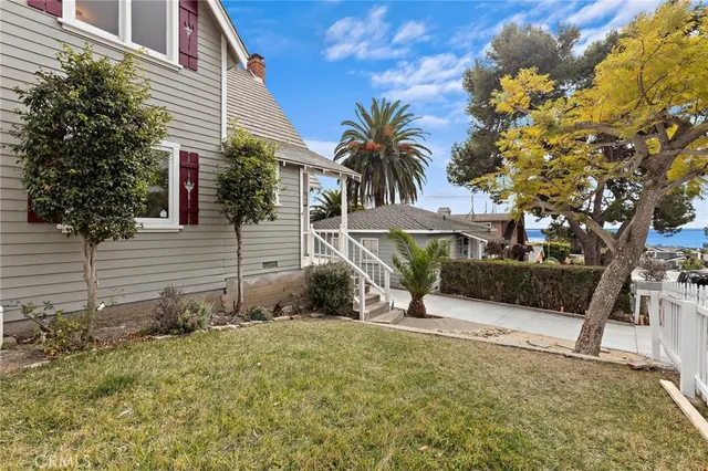 $6,300 | 251 Viejo Street, Laguna Beach, CA 92651