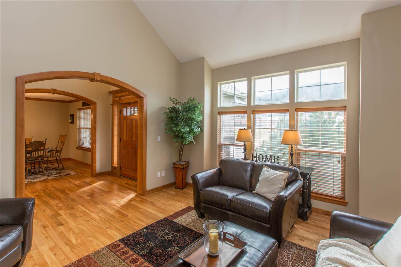5317 East Rosedale Lane Spokane, WA 99223 - Photo 3 of 20 Gallery Image 3