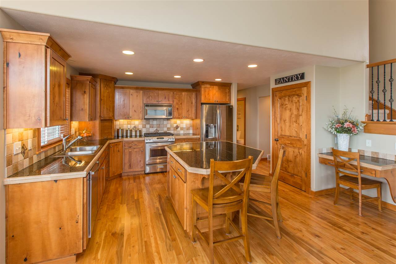 5317 East Rosedale Lane Spokane, WA 99223 - Photo 8 of 20 Gallery Image 8