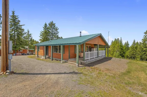 $525,000 | 43874 Yellow Pine Avenue, Winchester, ID 83555