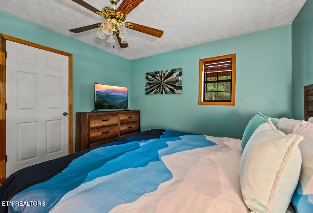 1564 Providence Road Sevierville, TN 37876 - Photo 31 of 49 Master Bedroom