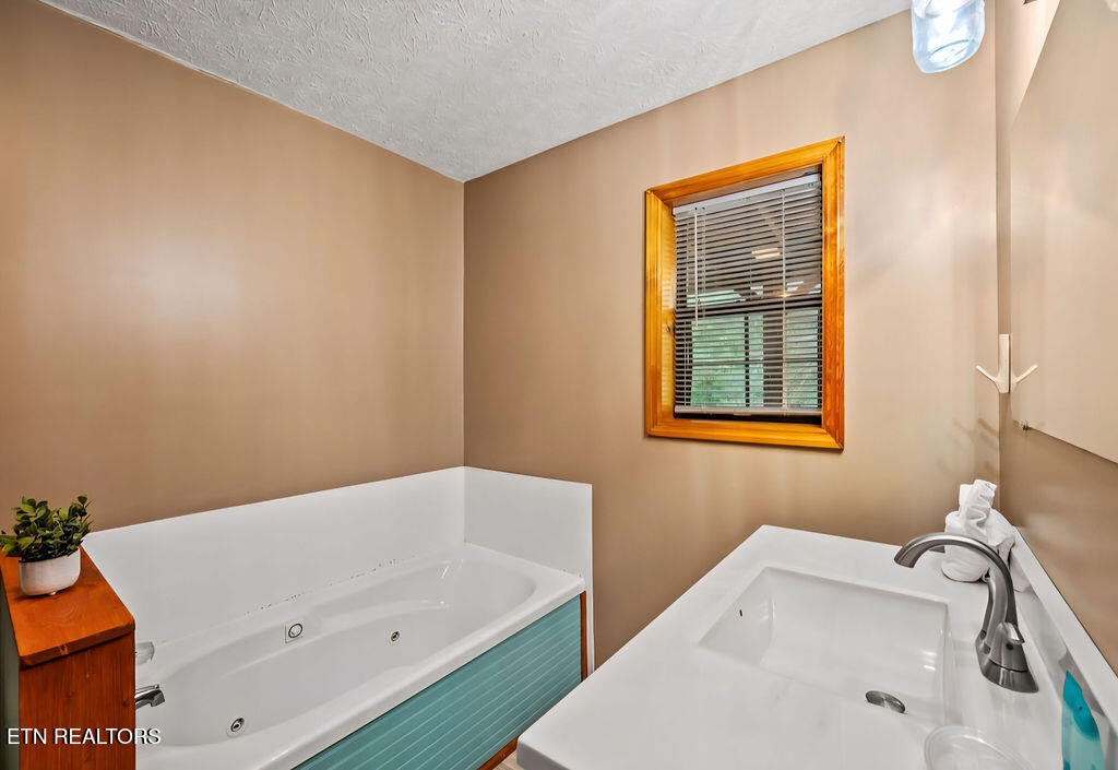 1564 Providence Road Sevierville, TN 37876 - Photo 36 of 49 Screenshot_20250905_172151_Chrome