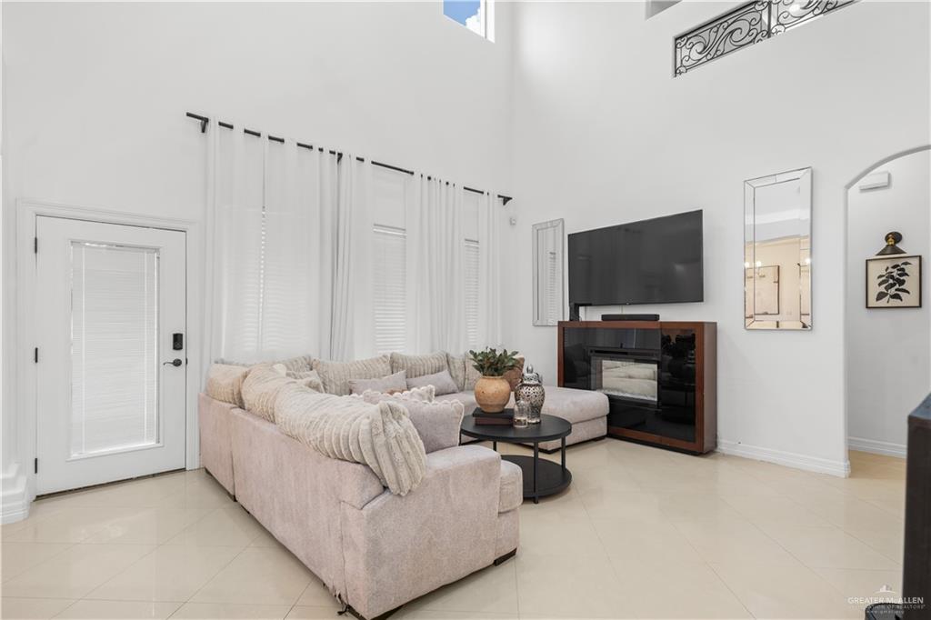 2020 Rice Avenue McAllen, TX 78504 - Photo 8 of 26