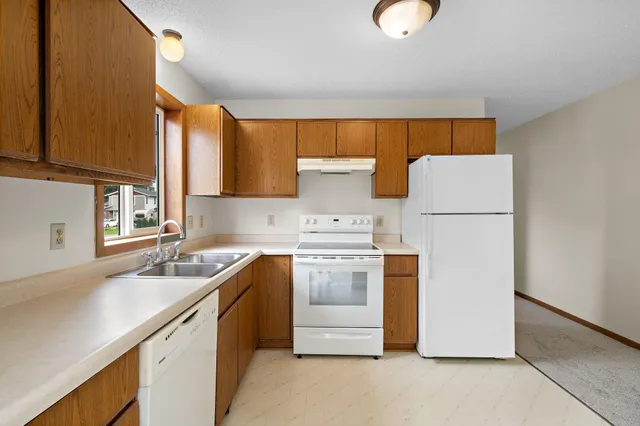 $419,900 | 11094 Thrush Street Northwest, Coon Rapids, MN 55433