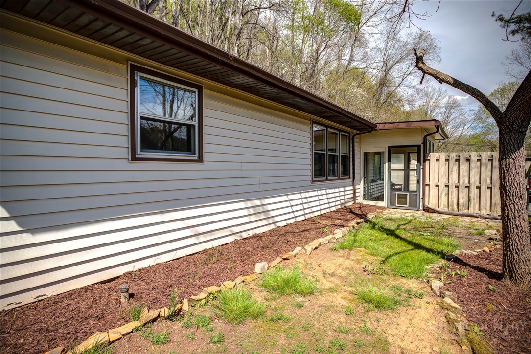 129 J L Norris Drive Boone, NC 28607 - Photo 31 of 35