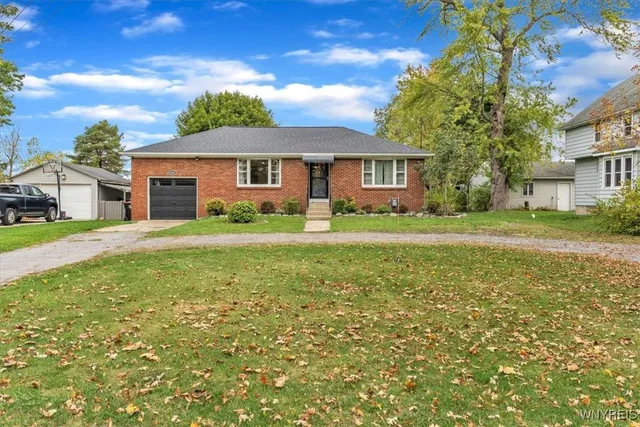 $229,888 | 5606 Genesee Street, Lancaster, NY 14086