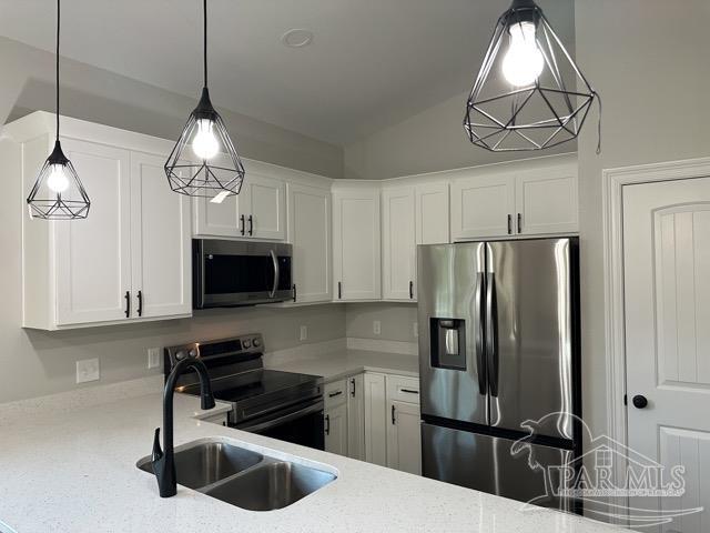 3914 Thornton Street Milton, FL 32571 - Photo 2 of 35