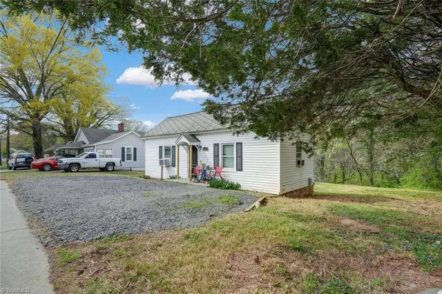 $85,000 | 1409 Ridge Avenue, Eden, NC 27288
