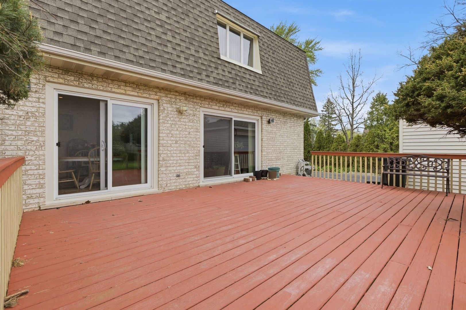 1735 Larson Lane Roselle, IL 60172 - Photo 26 of 35 a view of a house with wooden floor