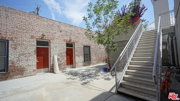 $3,800 | 922 West 23rd Street, Unit 103, Los Angeles, CA 90007