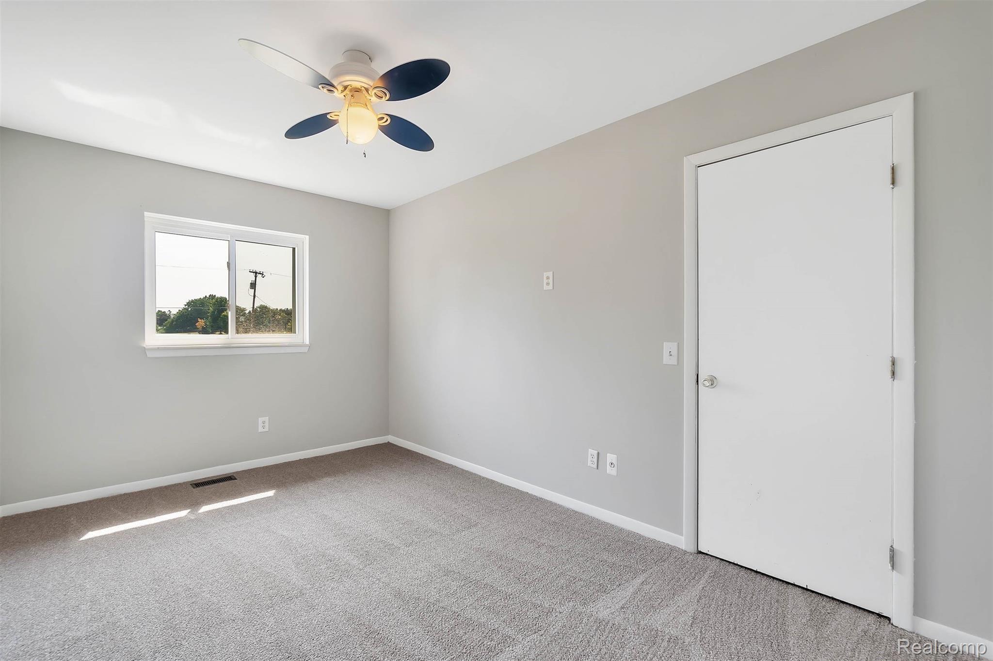 740 John Ward Howell, MI 48855 - Photo 13 of 39 13-740 John Ward-WindowStill-Real-E.jpg