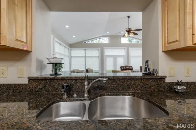 $625,000 | 216 Coach Road, Lebanon, MO 65536