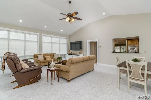 $625,000 | 216 Coach Road, Lebanon, MO 65536