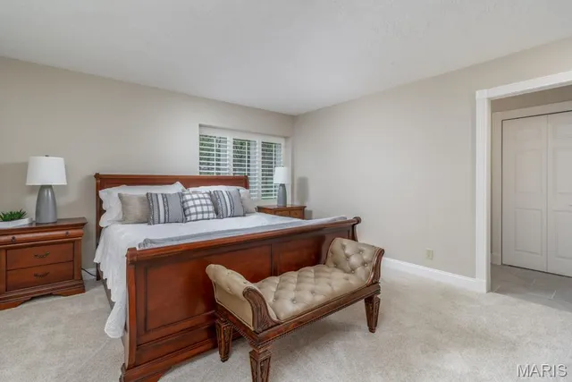 $625,000 | 216 Coach Road, Lebanon, MO 65536