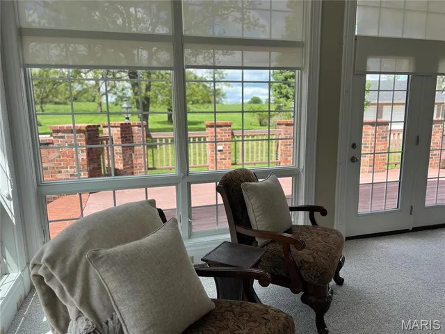 $625,000 | 216 Coach Road, Lebanon, MO 65536