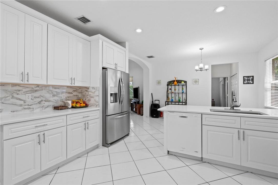 12343 Melrose Way Boca Raton, FL 33428 - Photo 10 of 31 Photo 10