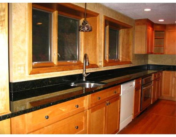 79 Meadow Road East Longmeadow, MA 01028 - Photo 4 of 7 Gallery Image 4