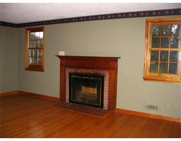 79 Meadow Road East Longmeadow, MA 01028 - Photo 6 of 7 Gallery Image 6