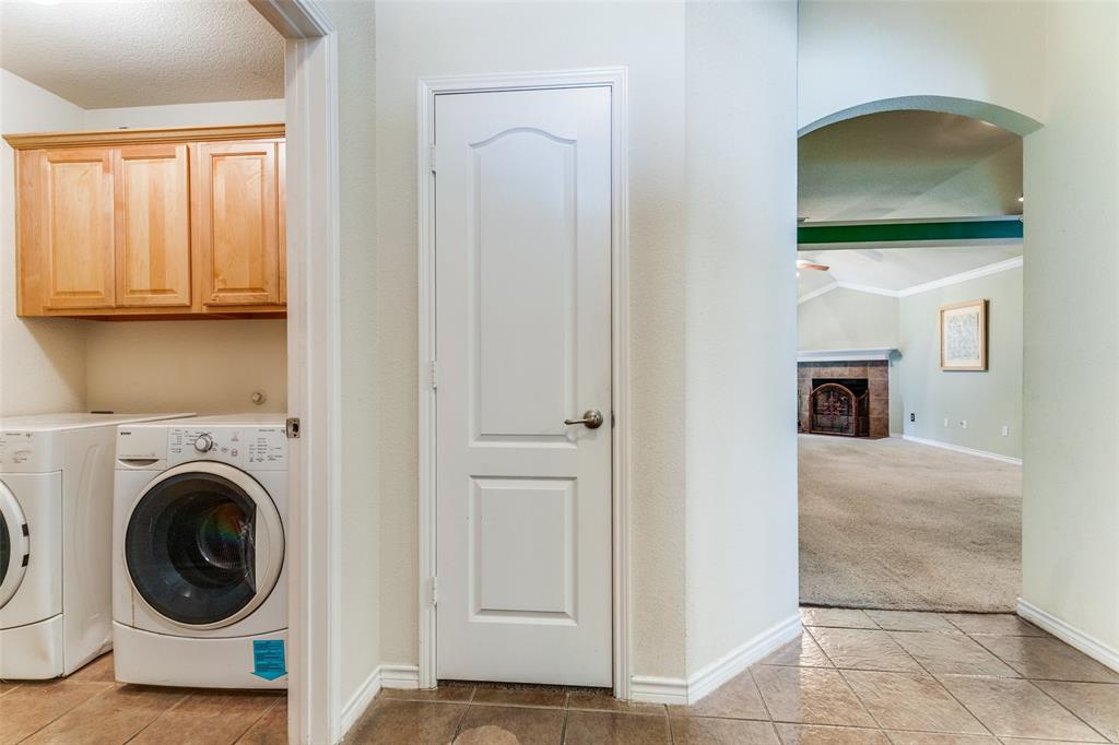 3516 Desert Mesa Road Fort Worth, TX 76262 - Photo 12 of 16 Laundry and hall closet