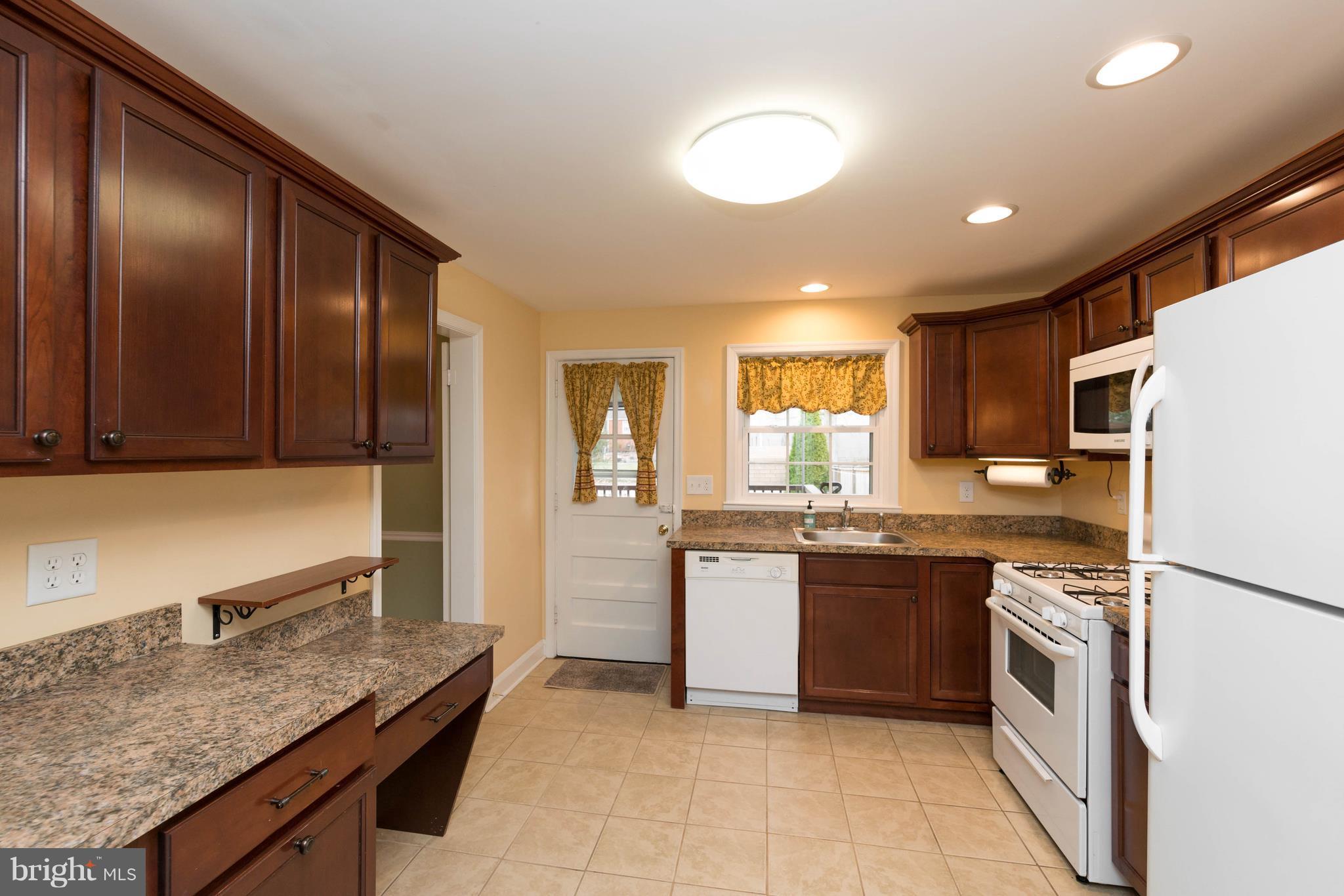 1808 Edgewood Road Towson, MD 21286 - Photo 12 of 30 Kitchen