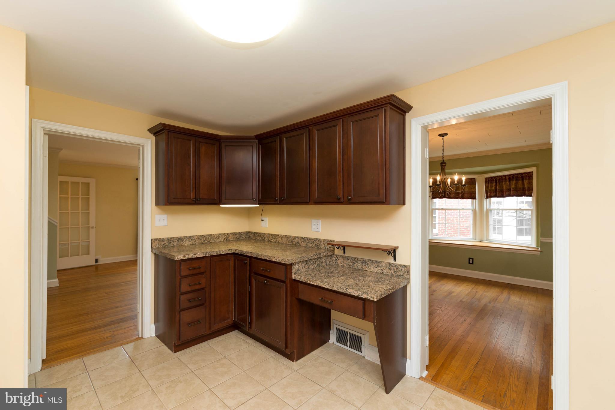 1808 Edgewood Road Towson, MD 21286 - Photo 14 of 30 Kitchen