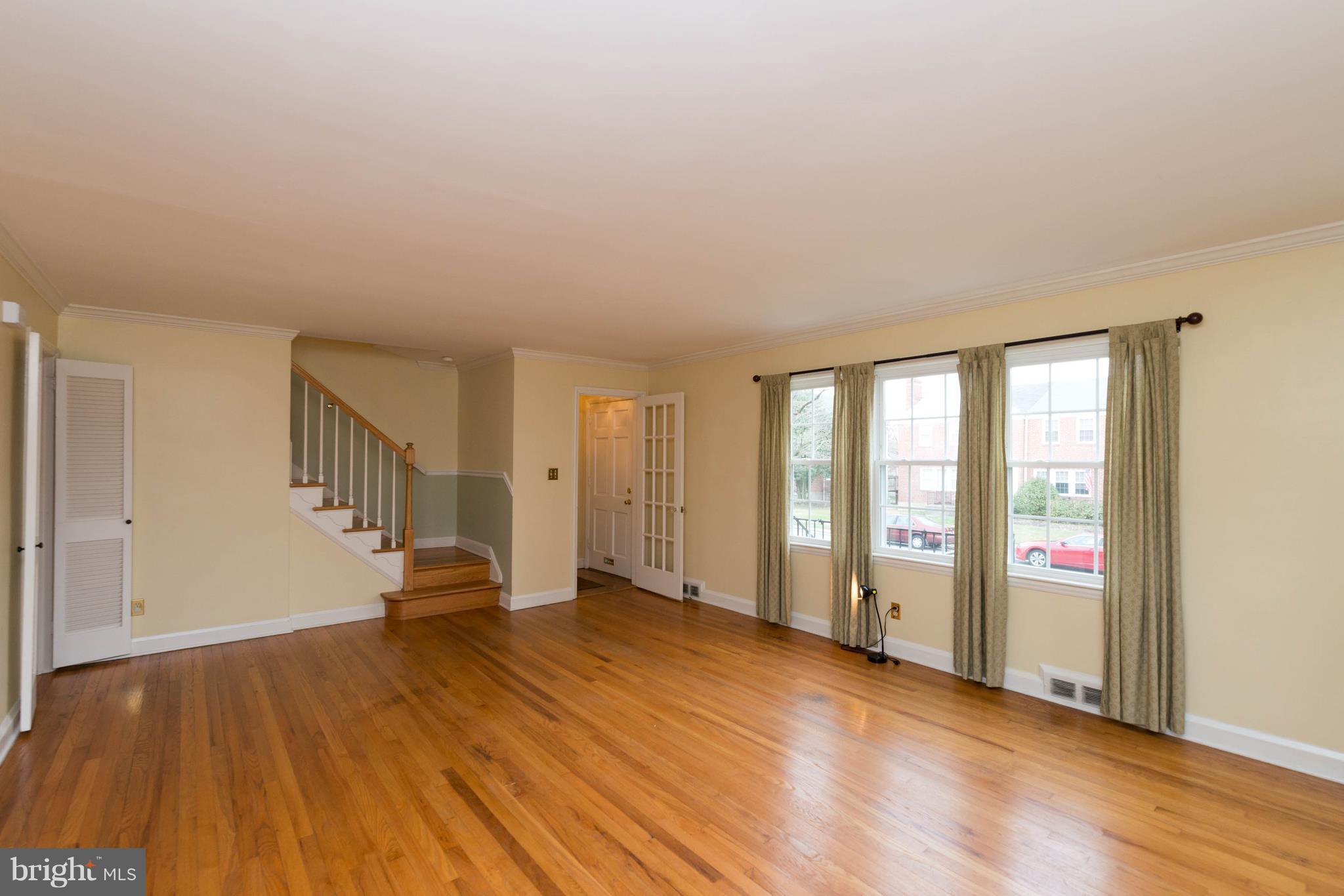 1808 Edgewood Road Towson, MD 21286 - Photo 4 of 30 Living Room