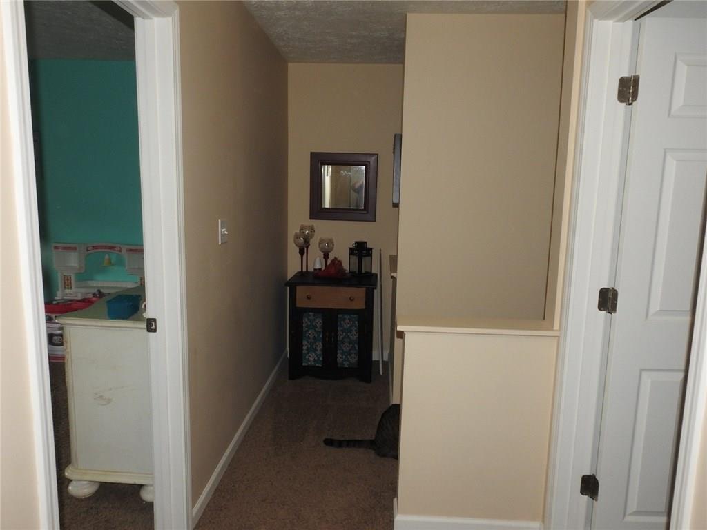 409 Summit Court Houston, PA 15342 - Photo 18 of 25