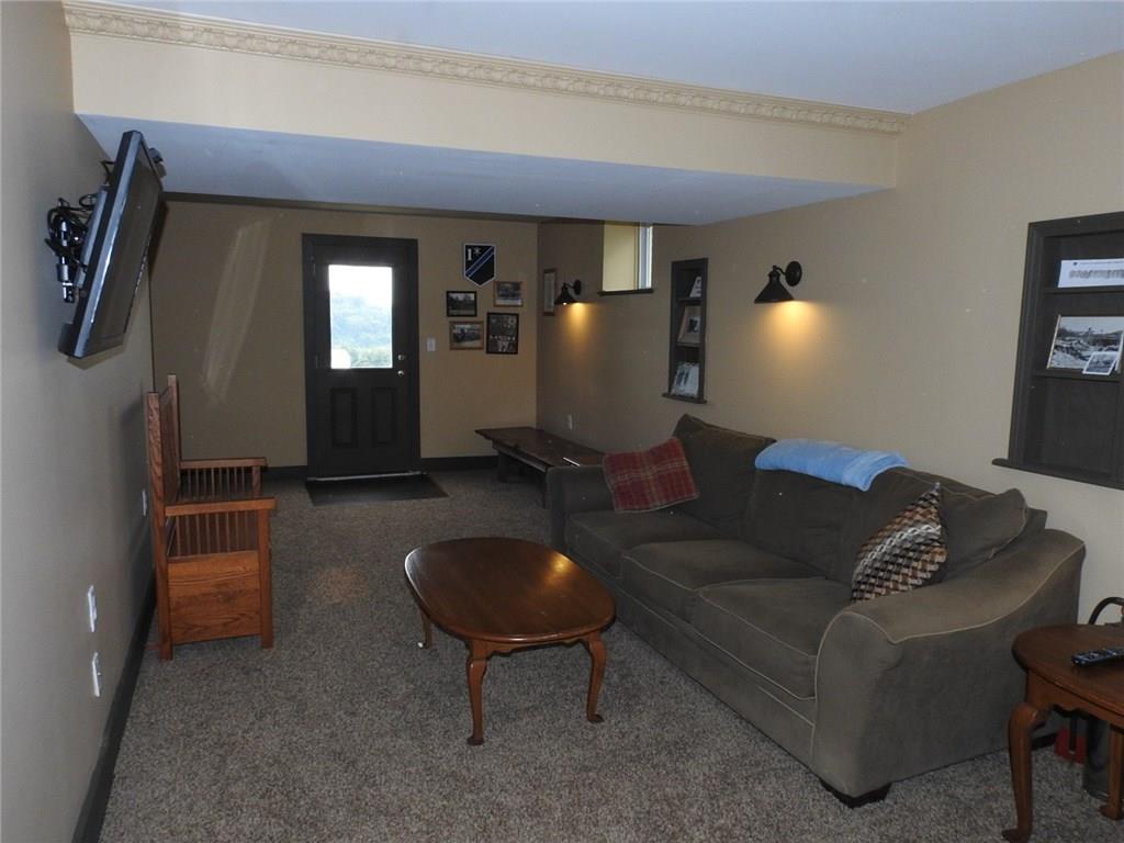 409 Summit Court Houston, PA 15342 - Photo 20 of 25
