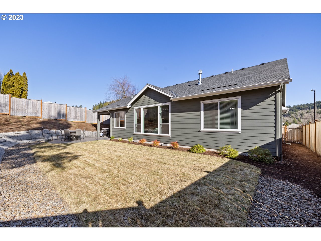 1020 South 57th Place Springfield, OR 97478 - Photo 28 of 31 Backyard