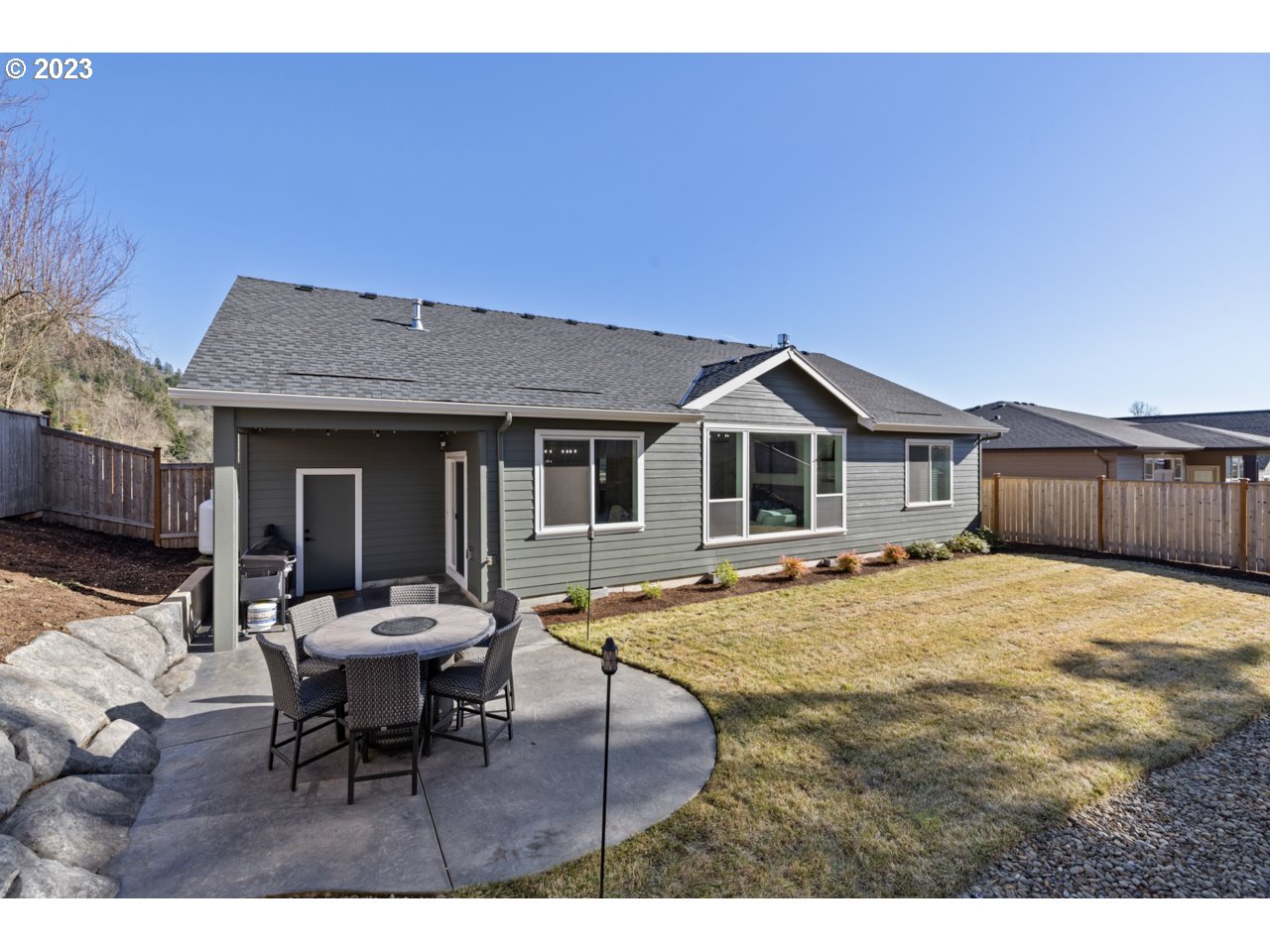1020 South 57th Place Springfield, OR 97478 - Photo 30 of 31 Gallery Image 30