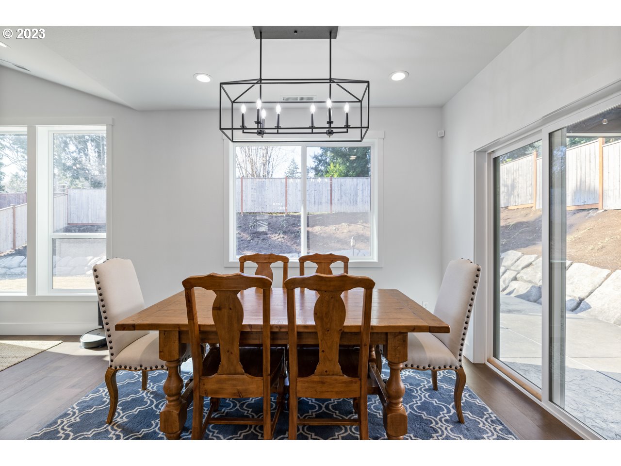 1020 South 57th Place Springfield, OR 97478 - Photo 10 of 31 Dining Room