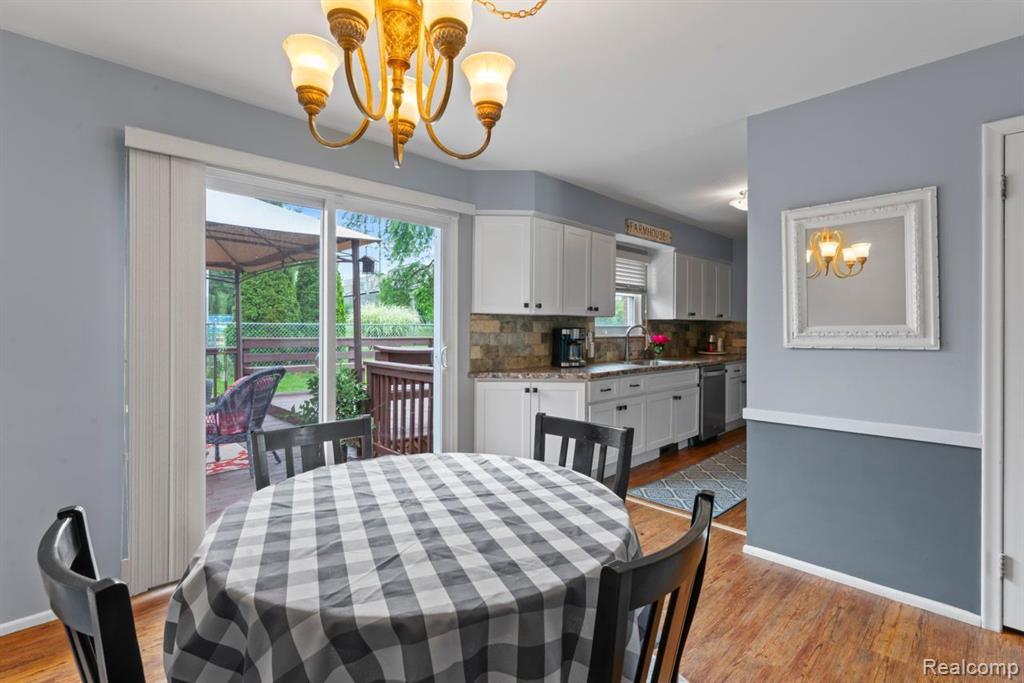 220 Old Bridge Road Grand Blanc, MI 48439 - Photo 11 of 33 Gallery Image 11
