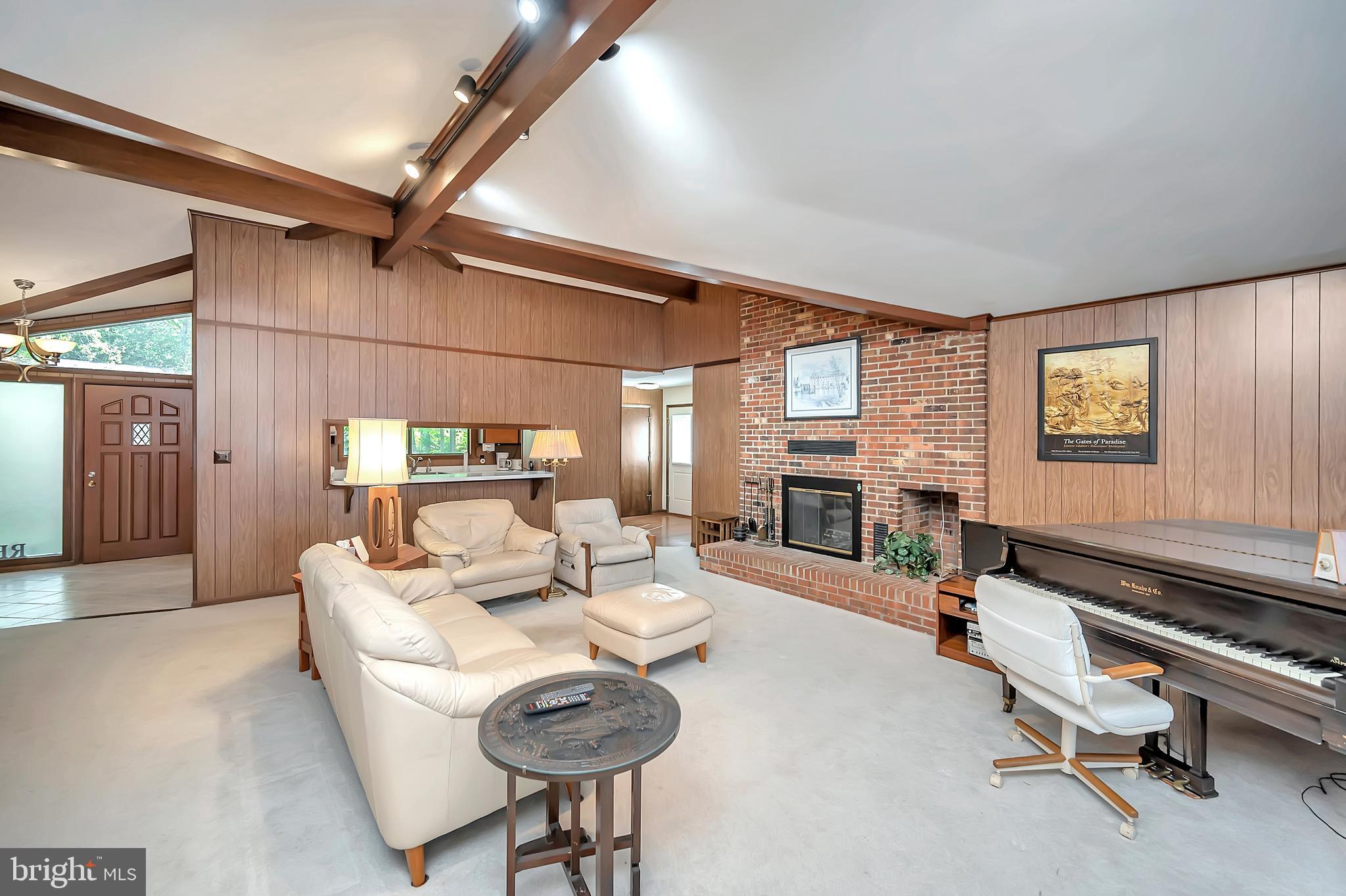 129 Greenspring Road Locust Grove, VA 22508 - Photo 11 of 27 Wood beams add so much character