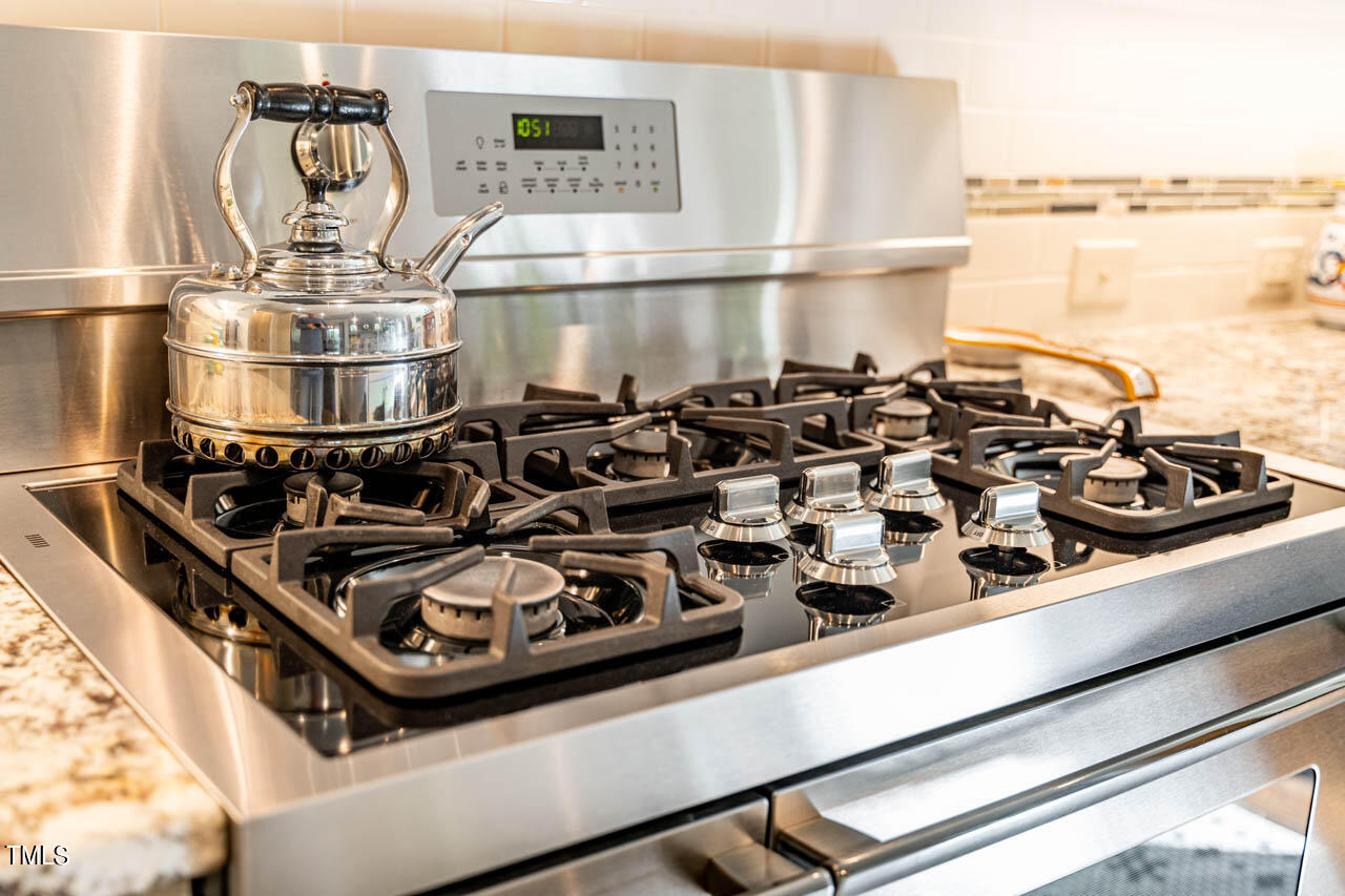 499 Bennett Mountain Trace Chapel Hill, NC 27516 - Photo 16 of 75 499BennettMountaintrace-60