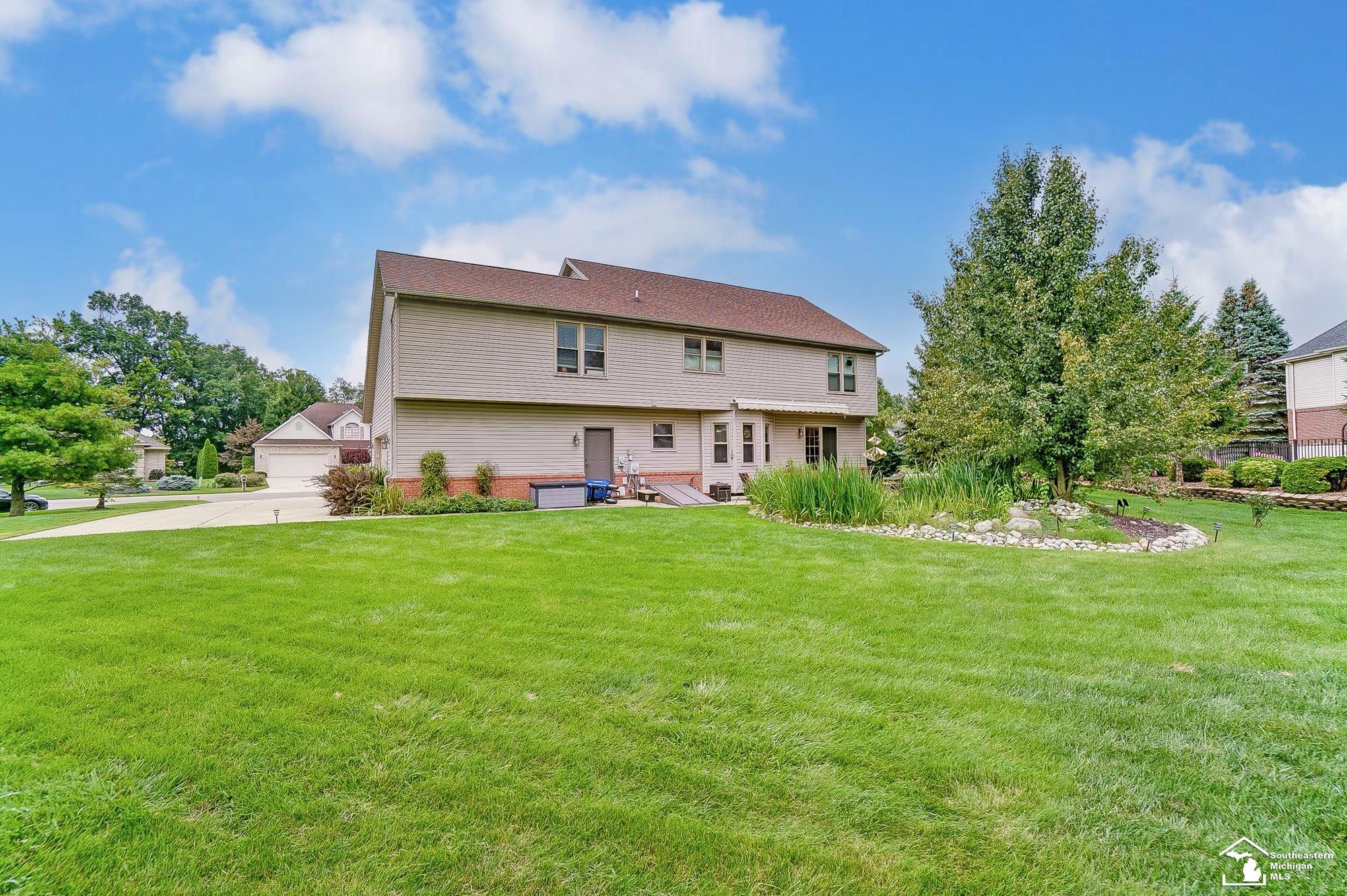 977 Tottenham Place Monroe, MI 48161 - Photo 30 of 33 50122685-29.JPG