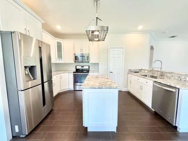 $5,000 | 12902 Hyland Circle, Boca Raton, FL 33428