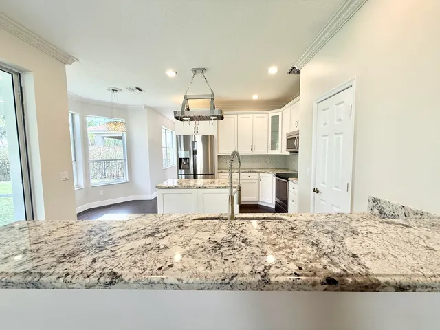 $5,000 | 12902 Hyland Circle, Boca Raton, FL 33428