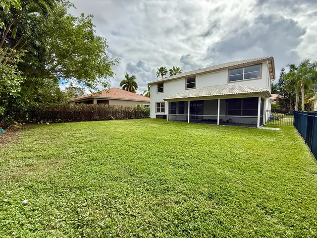$5,000 | 12902 Hyland Circle, Boca Raton, FL 33428