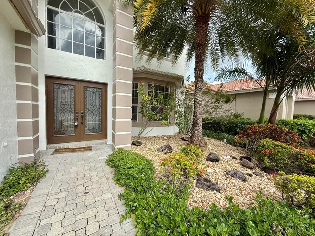 $5,000 | 12902 Hyland Circle, Boca Raton, FL 33428
