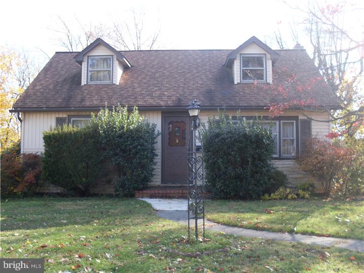 155 Ridge Boulevard Brookhaven, PA 19015 - Photo 1 of 12 Exterior