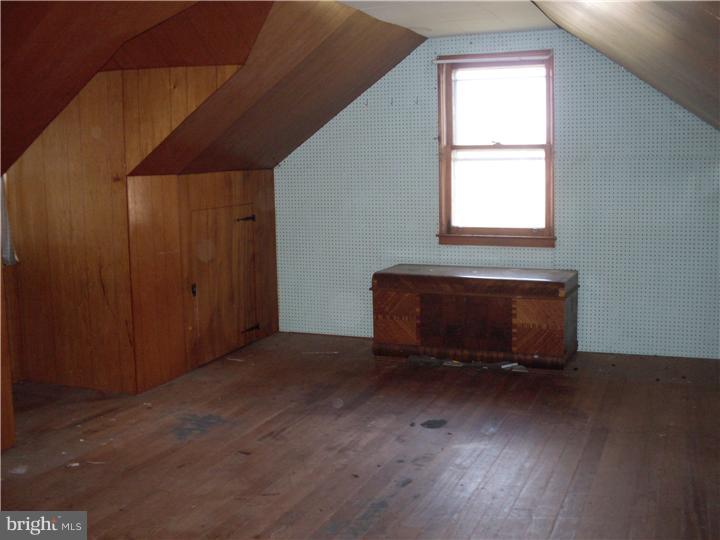 155 Ridge Boulevard Brookhaven, PA 19015 - Photo 9 of 12 Bedroom 4