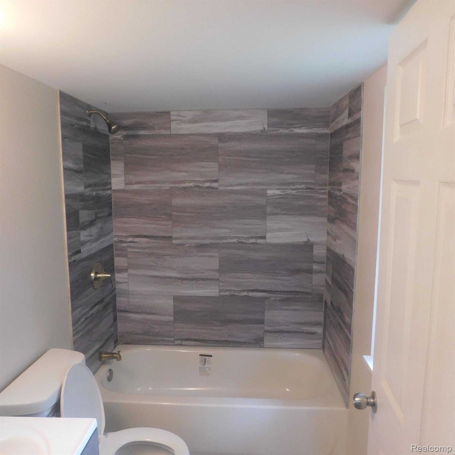 841 Woodworth Road Jackson, MI 49202 - Photo 6 of 13 Gallery Image 6