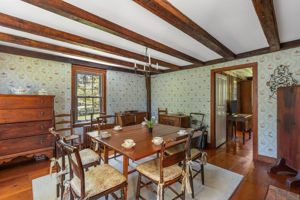 417 Commerce Road Barnstable, MA 02630 - Photo 13 of 36