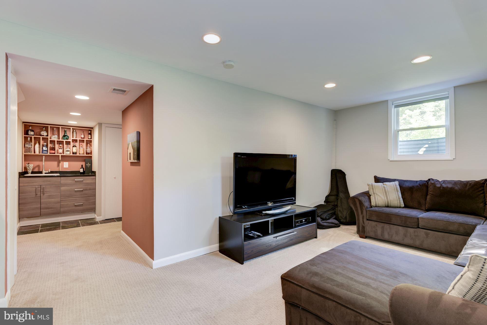7027 Oak Ridge Road Falls Church, VA 22042 - Photo 20 of 30 Rec Room