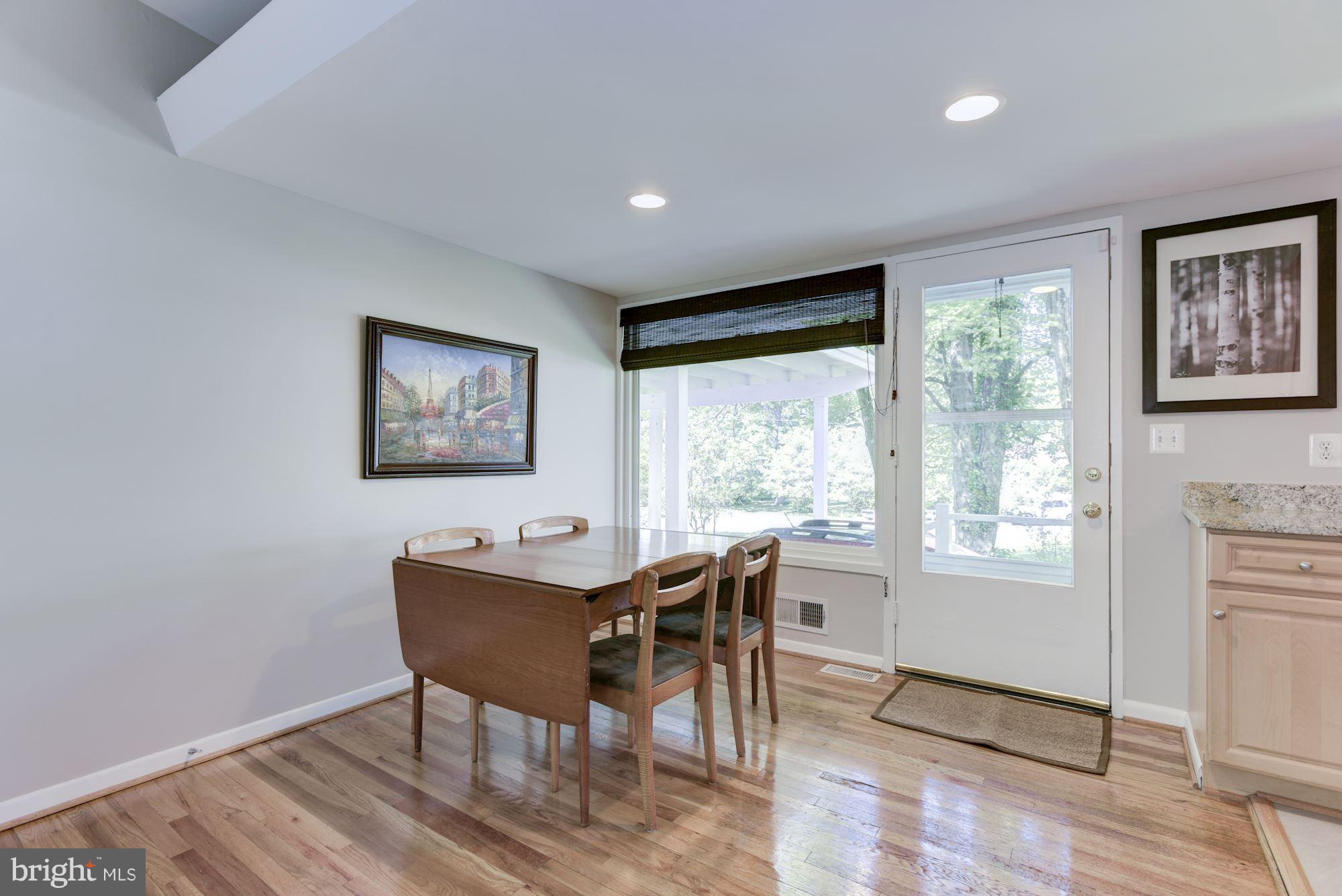 7027 Oak Ridge Road Falls Church, VA 22042 - Photo 6 of 30 Dining Room