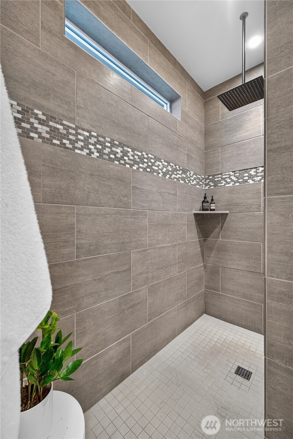 2477 Hanson Loop Burbank, WA 99323 - Photo 21 of 40 Gallery Image 21